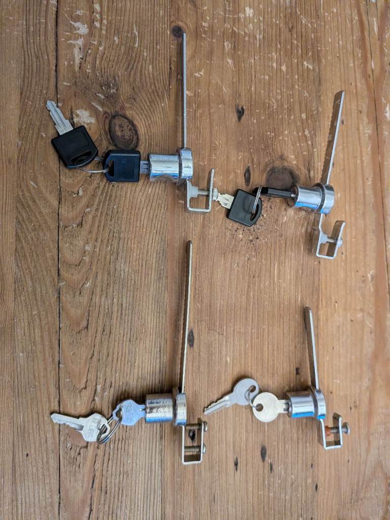4 x Vivarium Locks for sliding glass doors