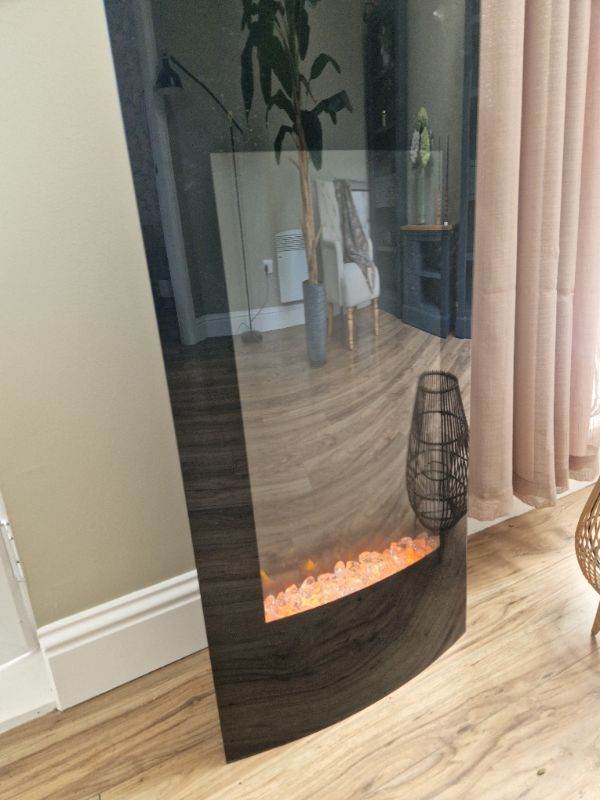 Warmlite WL45032 Electric Fireplace – Black Curved Glass, New Condition