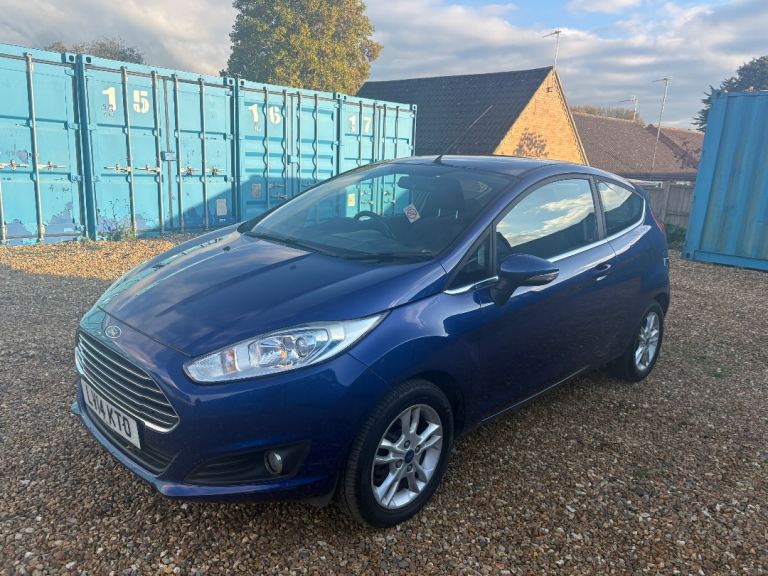 Ford, FIESTA, Hatchback, 2014, Manual, 1241 (cc), 3 doors
