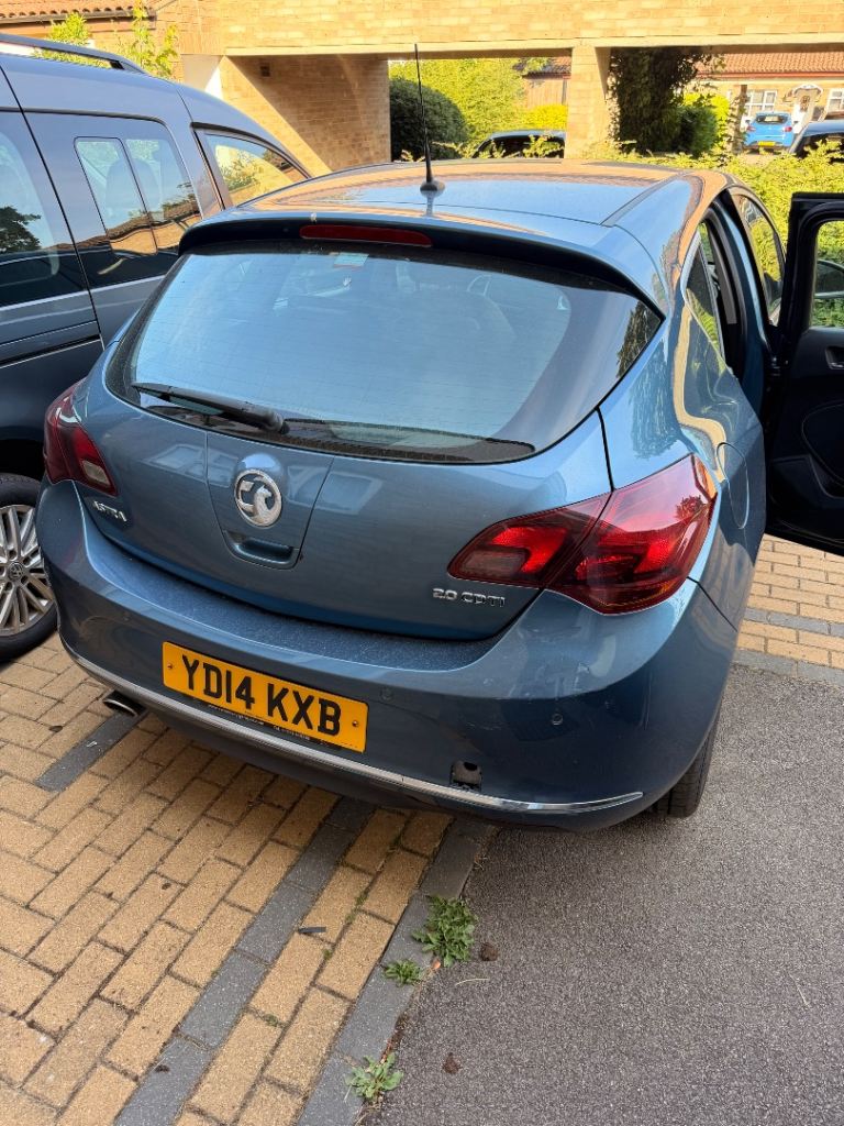 Vauxhall, ASTRA, Hatchback, 2014, Manual, 1956 (cc), 5 doors