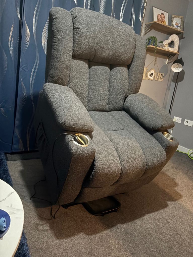 Electric recycling chair with heated seat 