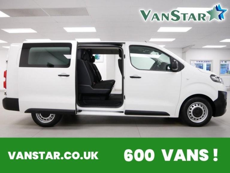 71 VAUXHALL VIVARO 3100 2.0 TURBO D 145 BHP LONG DYNAMIC CREWCAB 6 SEATER