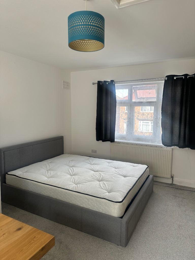 Studio Flat