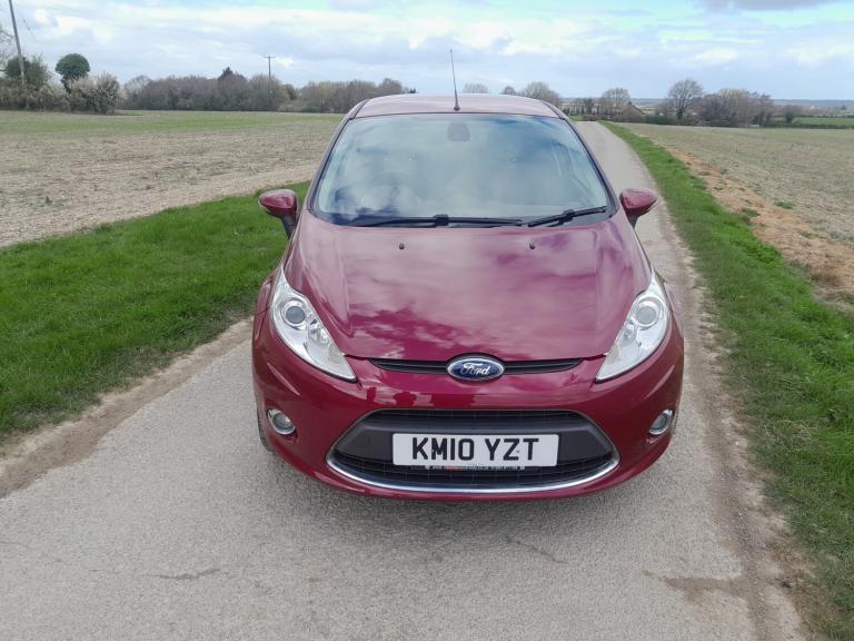 2010 Ford Fiesta 1.4 Titanium 5dr HATCHBACK Petrol Manual