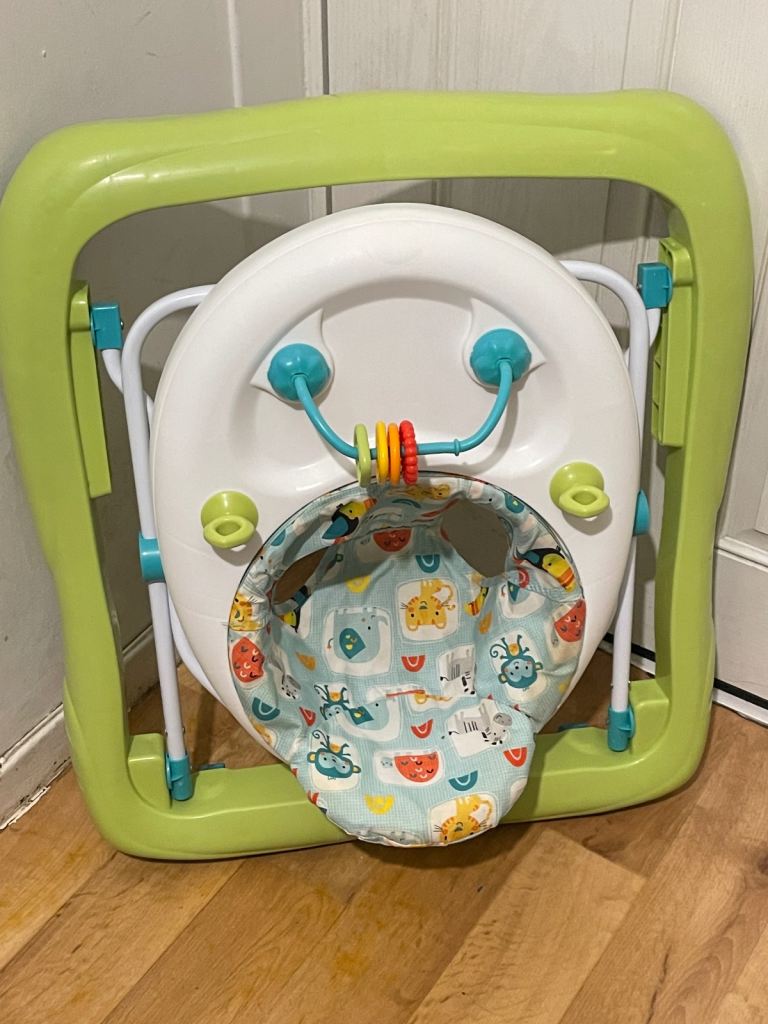 Baby sit in walker 