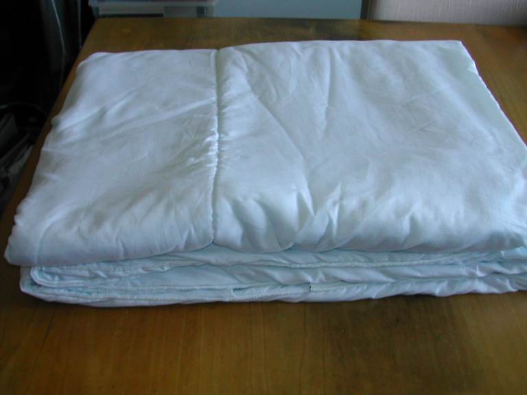 DUVET FOR SINGLE BED - SILENTNIGHT - 7.5 TOG