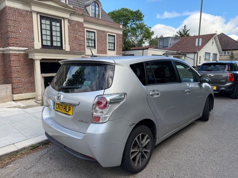 Toyota, VERSO, MPV, 2013, Semi-Auto, 1798 (cc), 5 doors