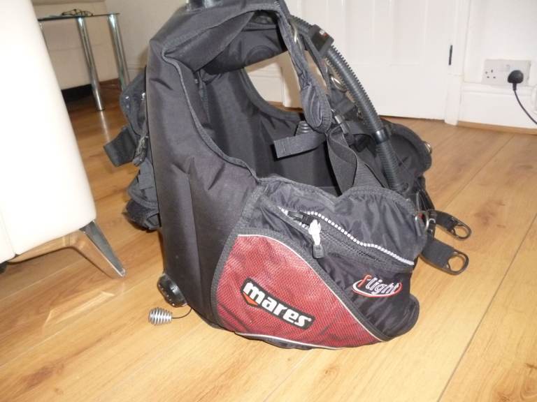 mares dive light bcd