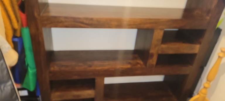 Solid Mango wood Unit – Good Condition