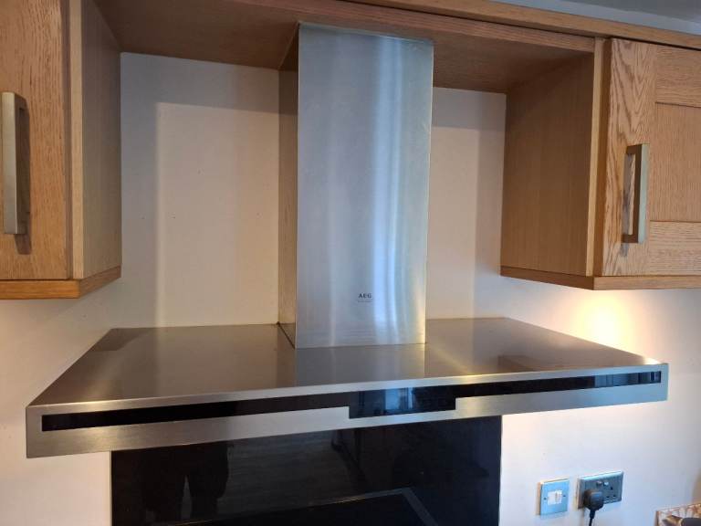 ​AEG X-Bionic 90cm Cooker Hood – MUST GO BY JUNE 5th