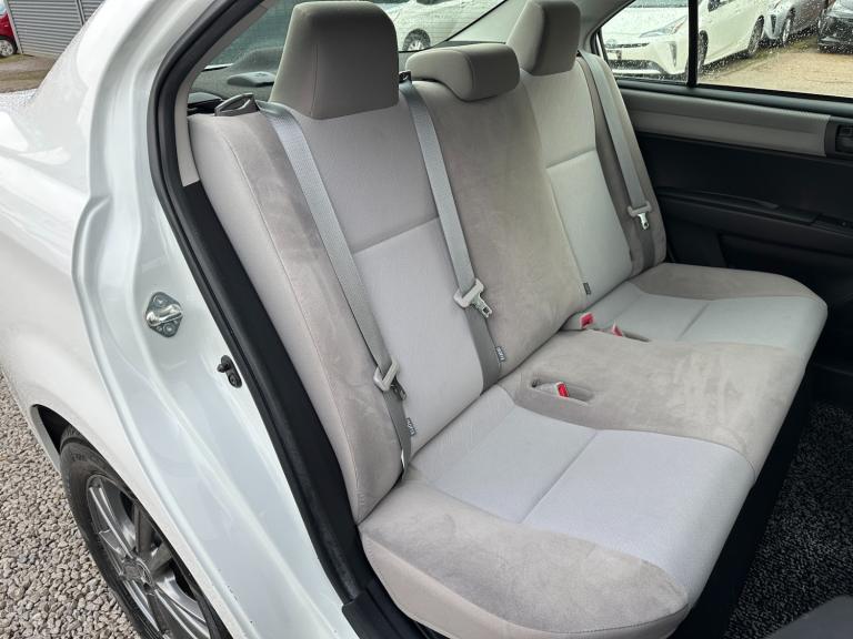 2014 Toyota Corolla (64 Plate) 1.5L PETROL HYBRID ELECTRIC AUTOMATIC 5 SEATER SALOON Saloon Petro...