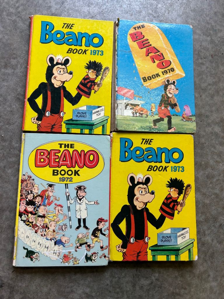 4 old beano annuals books