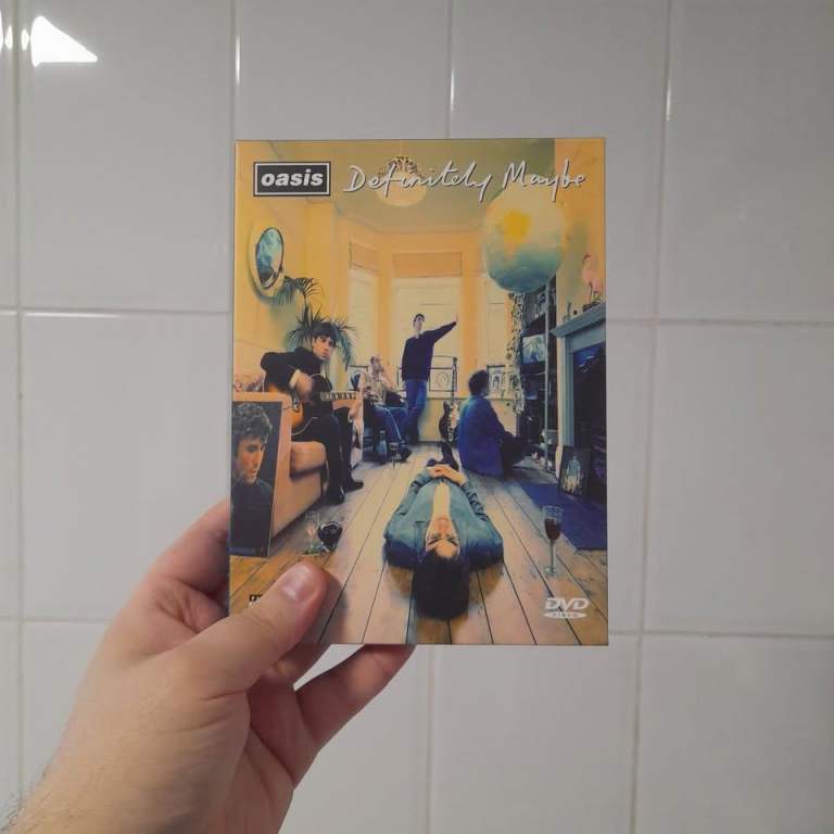 Oasis: Definitely Maybe [DVD]