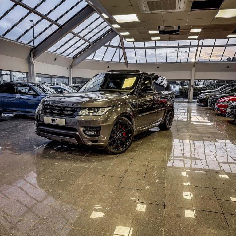 2017 Land Rover Range Rover Sport 3.0 SD V6 Autobiography Dynamic SUV 5dr Diesel Auto 4WD Euro 6 ...