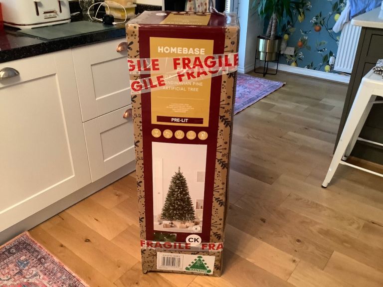 Christmas Tree Pre Lit