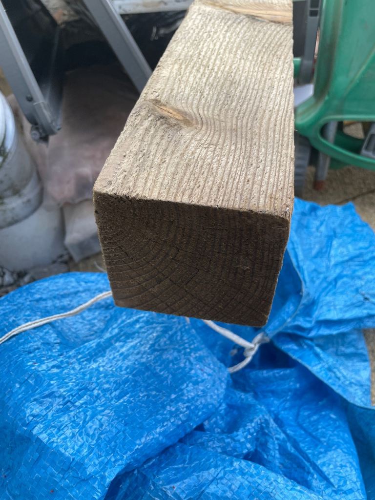 100mm wooden post 6ft