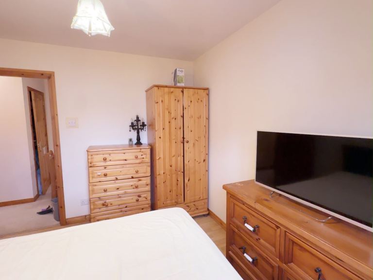 Nice Room to rent close to town centre
