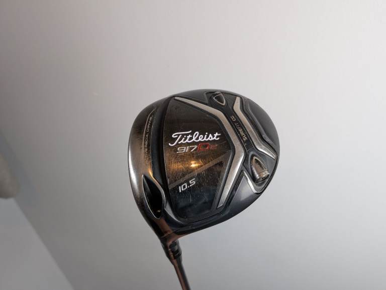 Left Handed Titleist 917 D2 Driver / 10.5 Degree / Regular Flex Diamana 50 Gram 