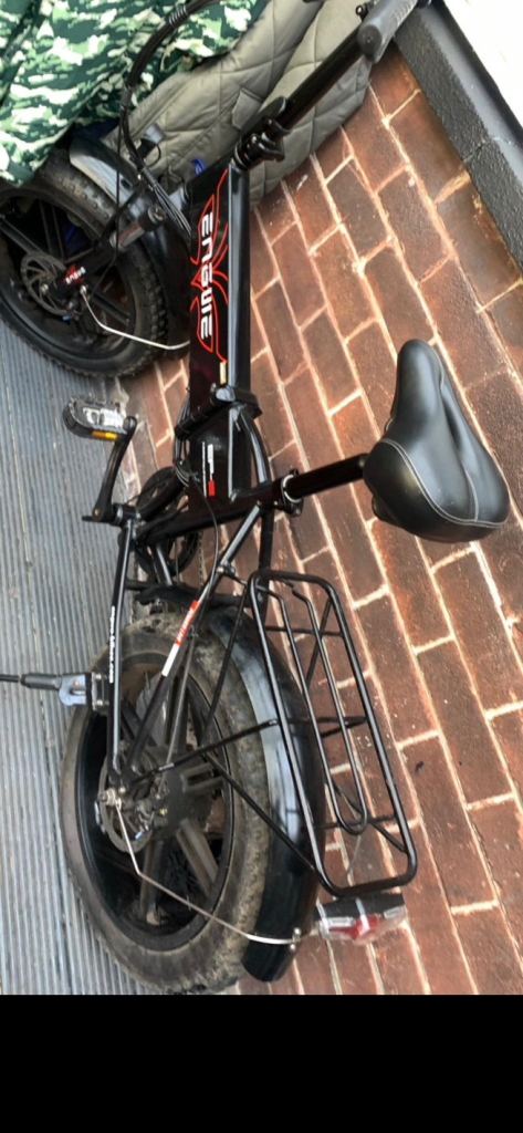 ENGWE Folding Electric Bike – Black, Good Condition