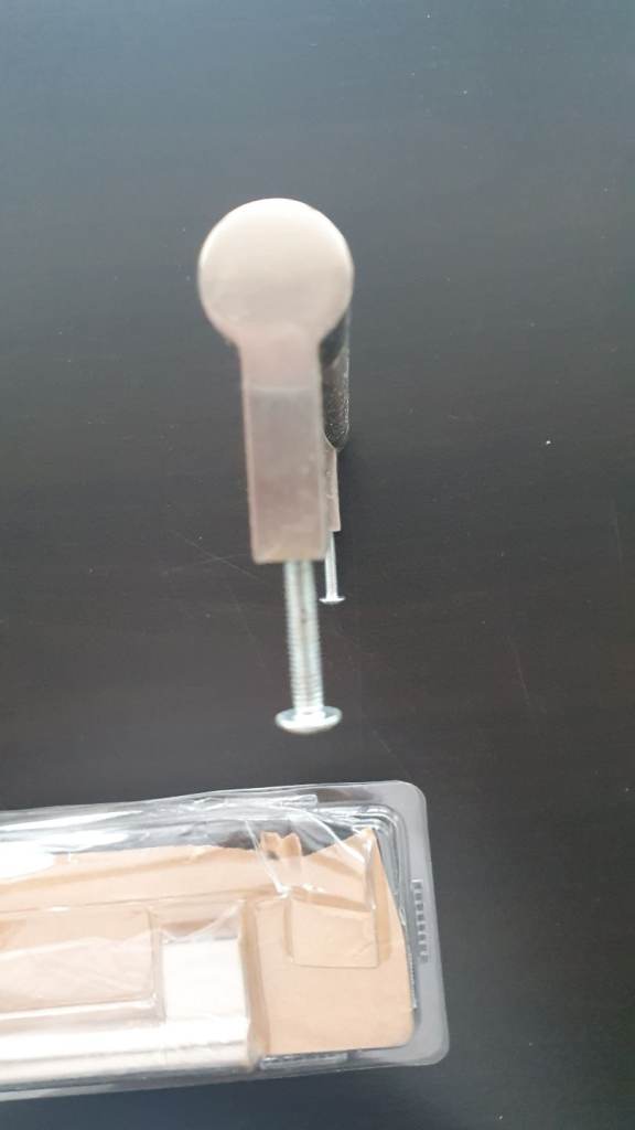 Kitchen cabinet door  handles 