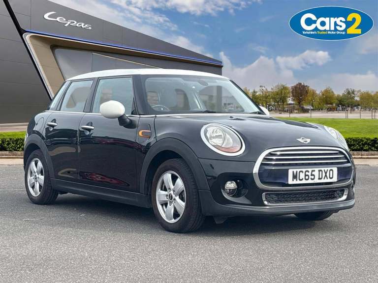 2015 MINI Hatch 1.5 Cooper Hatchback 5dr Petrol Manual Euro 6 (s/s) (136 ps) Hatchback PETROL Manual