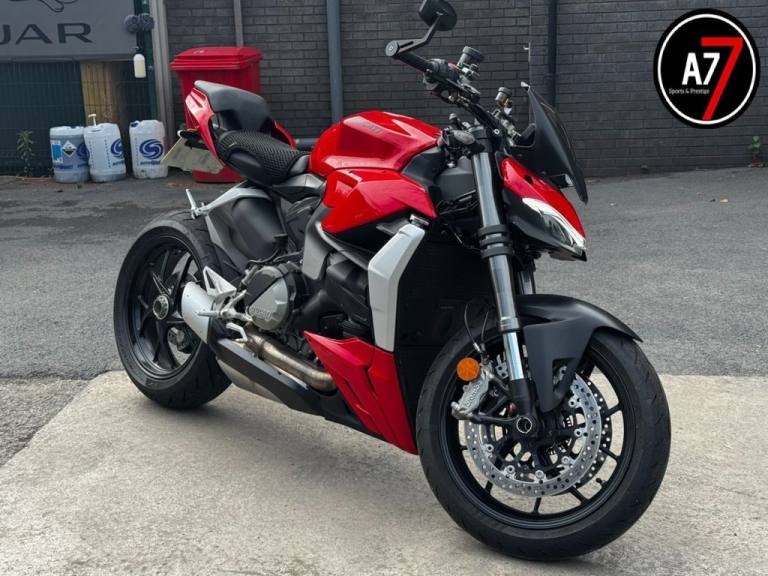 2022 Ducati STREETFIGHTER Streetfighter V2 (22MY) Naked PETROL Manual