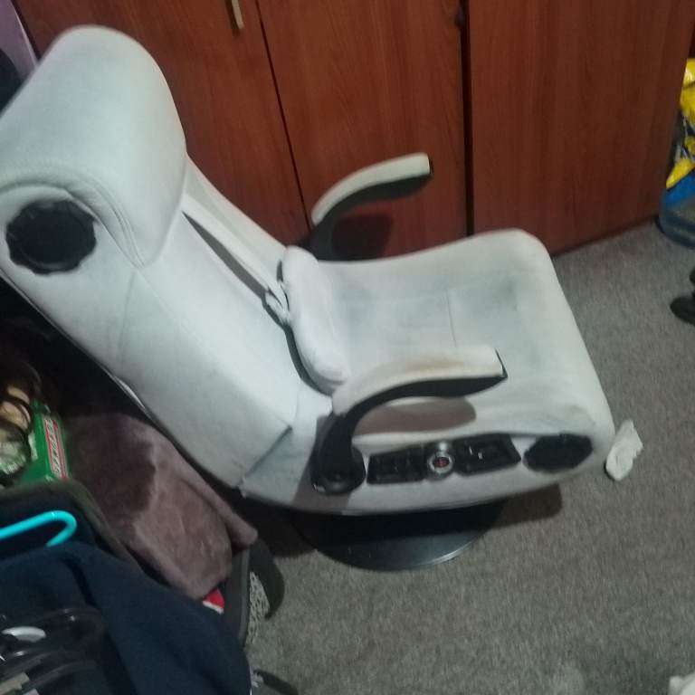 Gaming chair