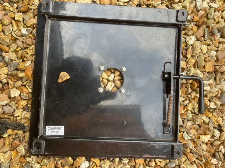 VW Transporter 5.1 drivers seat swivel plate