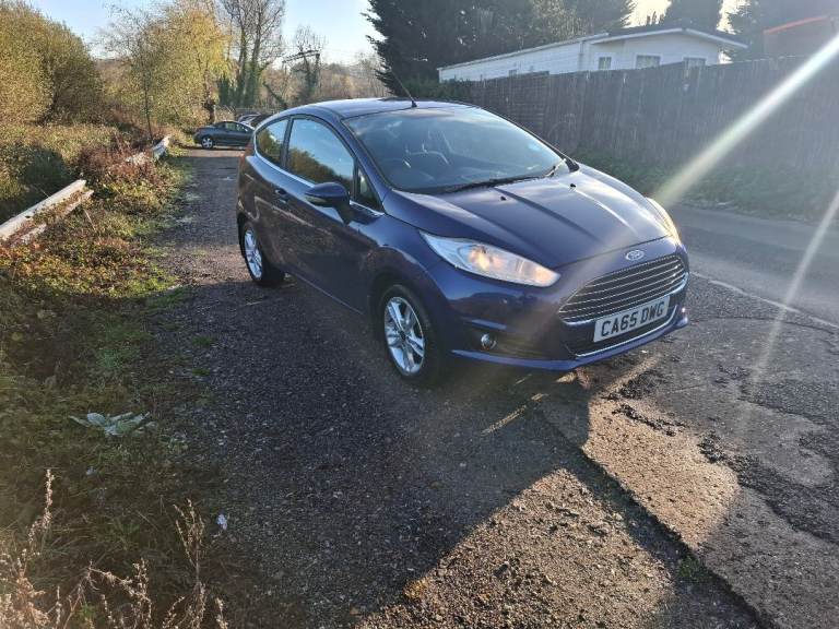 Ford, FIESTA, Hatchback, 2015, Manual, 1241 (cc), 3 doors