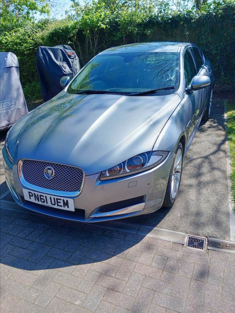 3.0 Jaguar, XF, Saloon, 2011,
