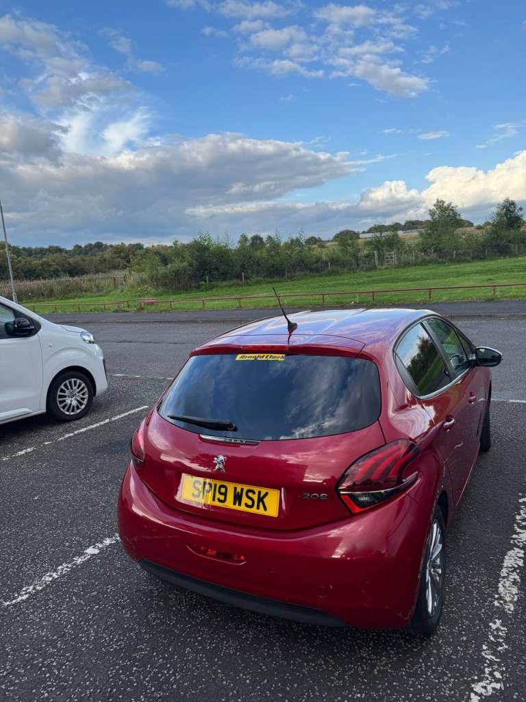 Peugeot, 208, Hatchback, 2019, Manual, 1199 (cc), 5 doors