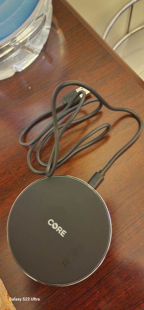 Core Mobile charging device