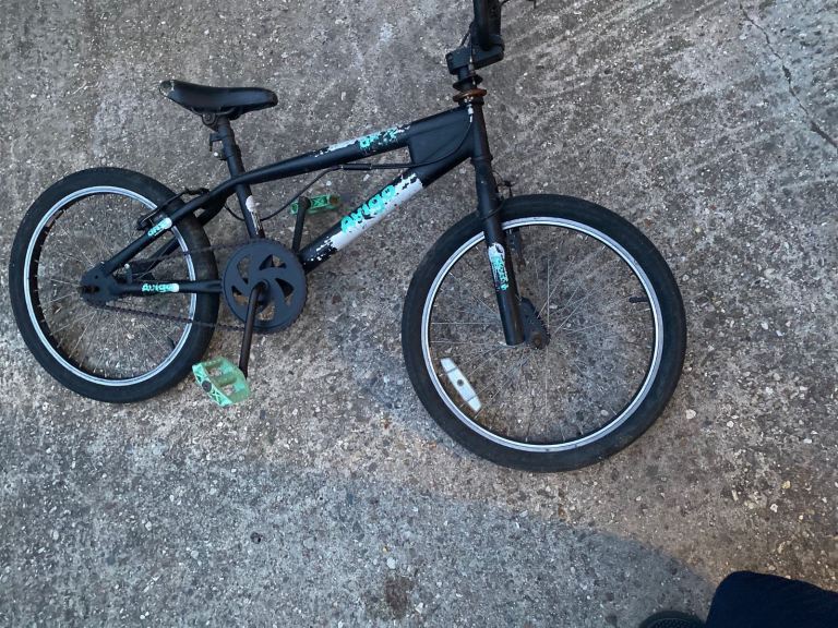 20" Black and green avigo BMX bike