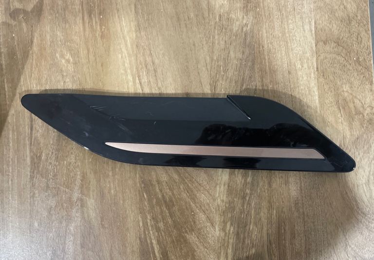 2019-2023 RANGE ROVER EVOQUE LH GRILL BONNET K8D216C629 GENUINE