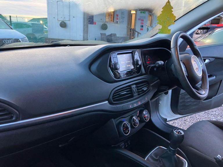 2017 Fiat Tipo 1.3 MultiJetII Lounge Euro 6 (s/s) 5dr HATCHBACK Diesel Manual