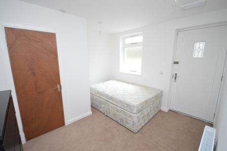 image for FLAT SHARE: Spacious, double bedroom for flat share in stunning cottage in Penicuik – available soon