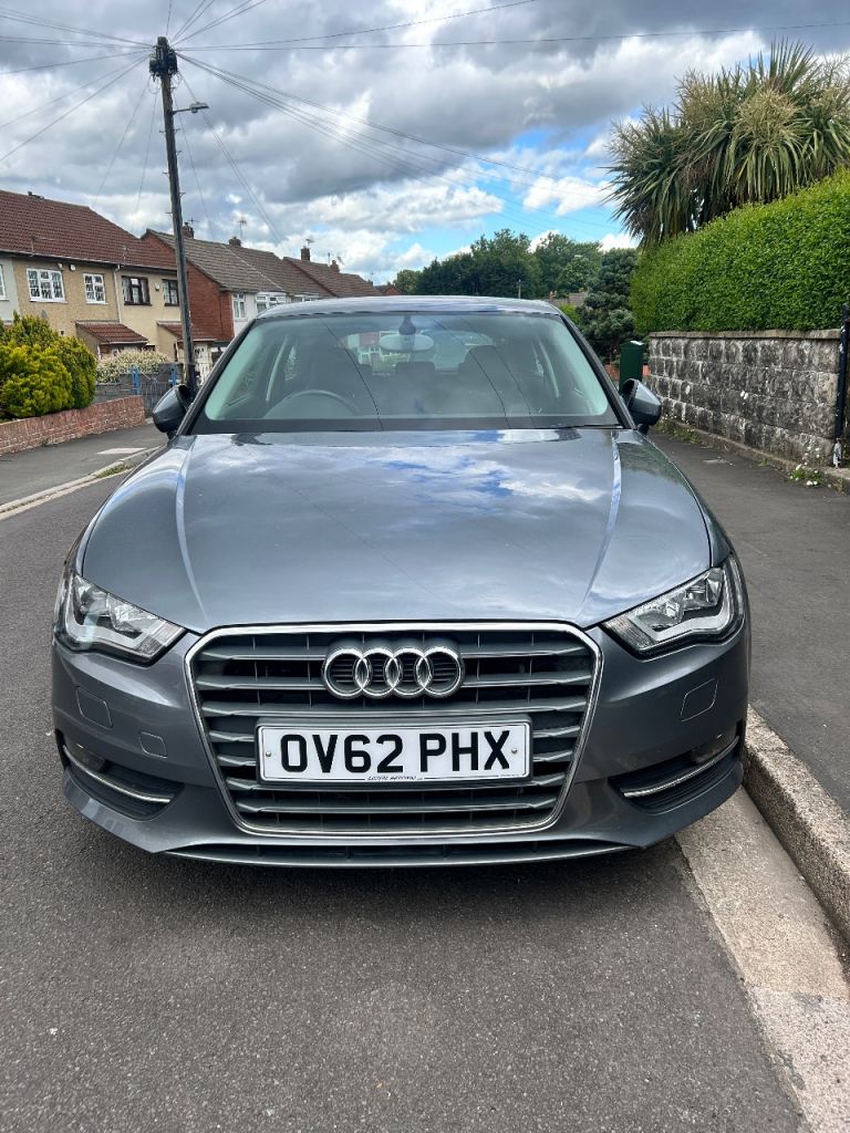 Excelent Audi A3 Sportback 1.4 TFSI im Grey 