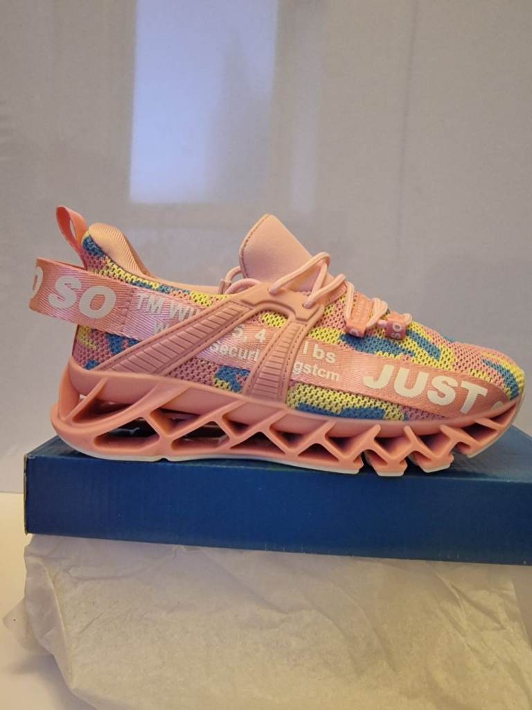 Woman/Girl Running Shoes Fashion NonSlip AthleticWalking Blade Sneakers. 36 PINK