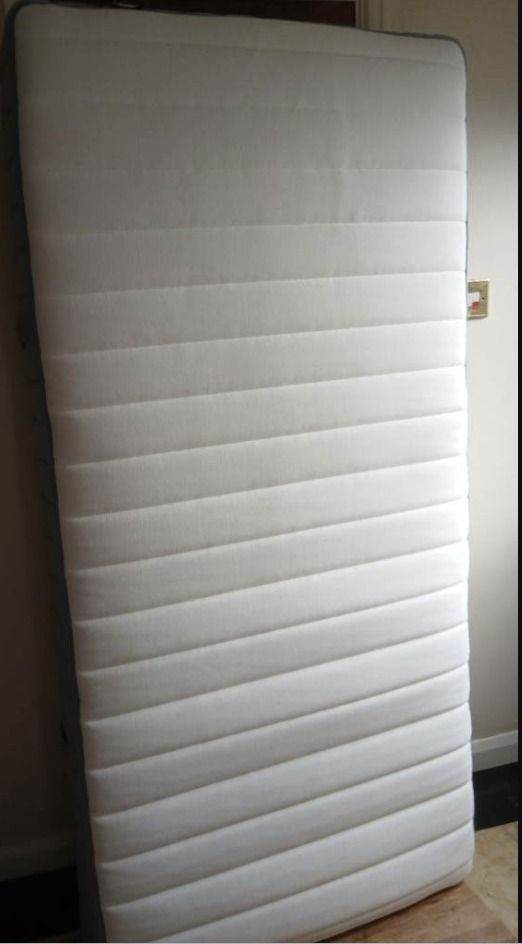 Mattress / Ikea Valevag mattress, new and unused, 90x 190cm, firm