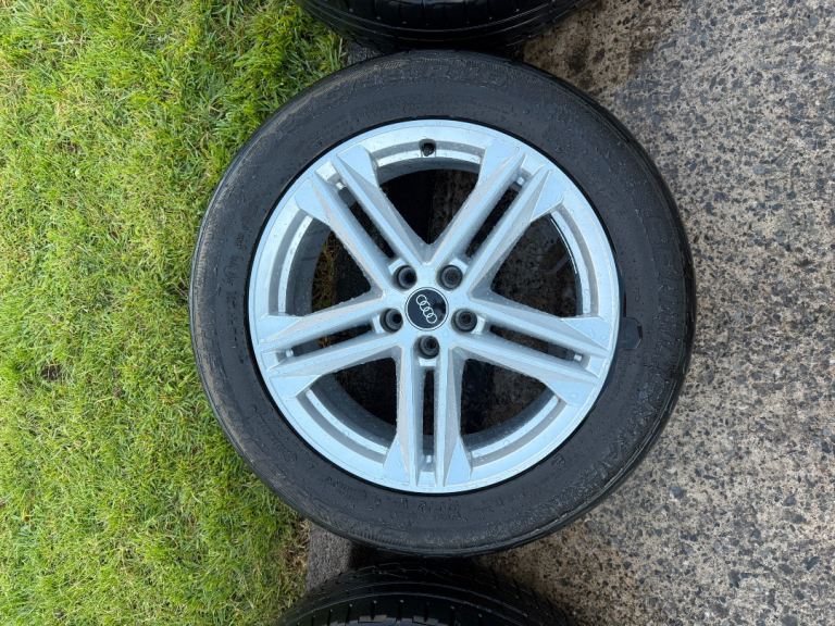 19-inch Genuine Audi Q5 Mk2 FY alloy wheels