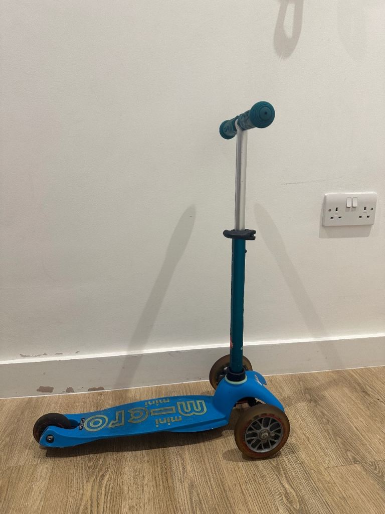 Mini micro deluxe scooter aqua