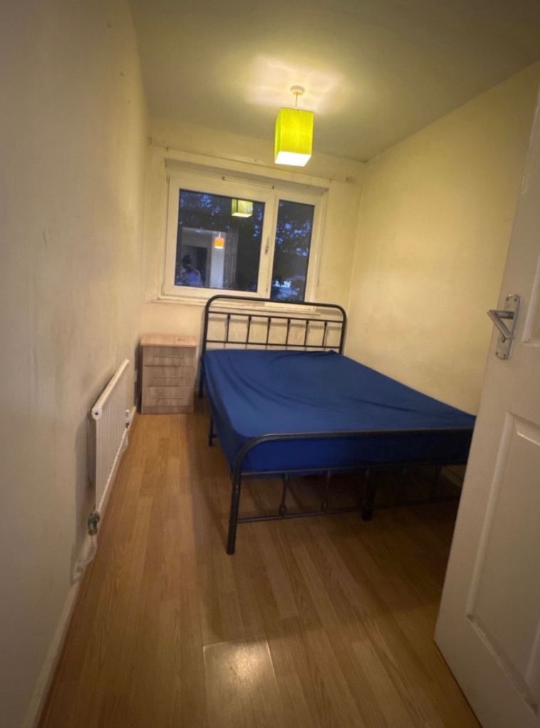 Single room in Startford 