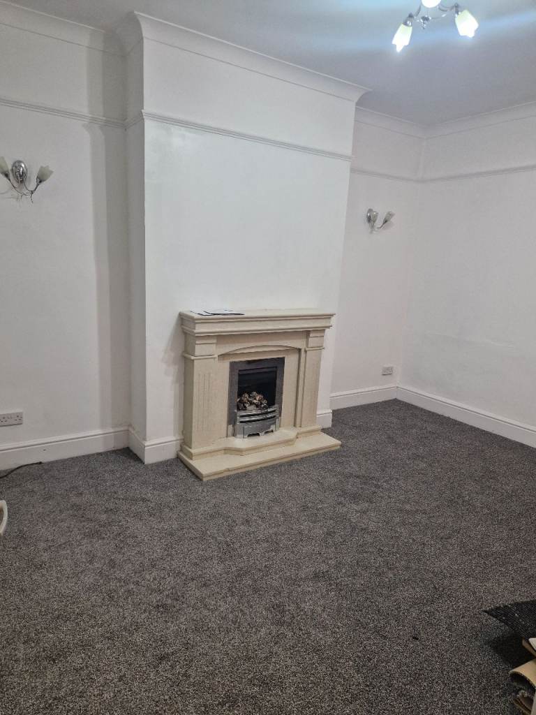 3 bedroom property available hd2