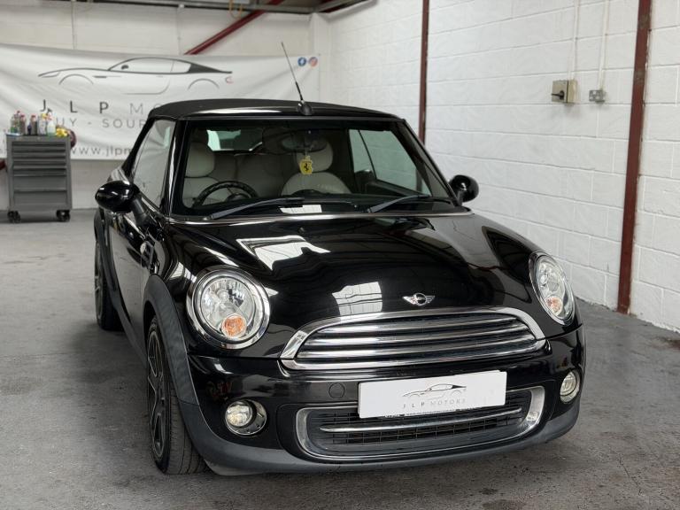 2015 MINI Convertible 1.6 Cooper 2dr CONVERTIBLE PETROL Manual