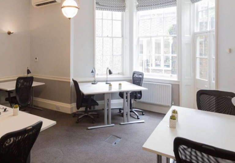 Furnished offices to rent in *Holborn*. Office Spaces for 4 to 60 desks WC1