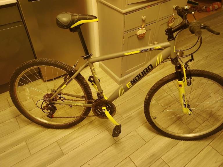 Brand spank new 3 weeks old adults enduro front suspension MTB retail 199.99 £85 Ono 