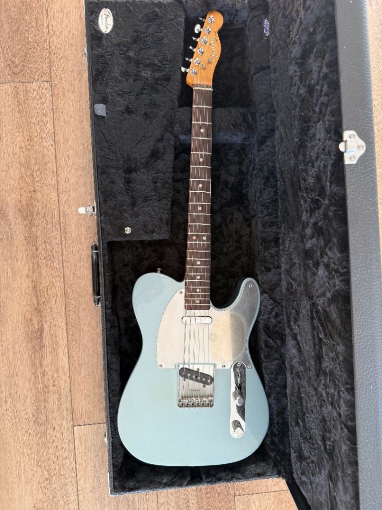 Fender Telecaster Electric Guitar – Chrissie Hynde Signature - Light Blue, Top Condition