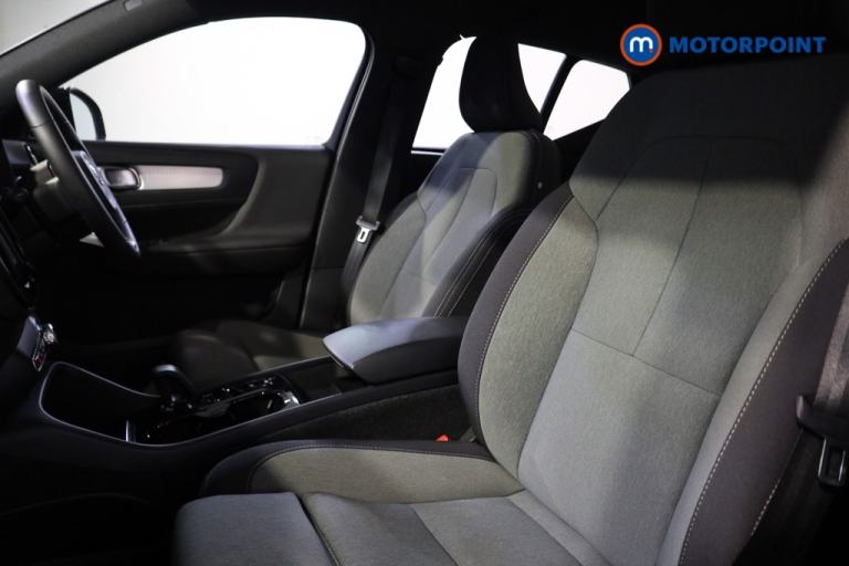 2022 Volvo XC40 1.5 T4 Recharge PHEV Plus Dark 5dr Auto SUV Hybrid Automatic