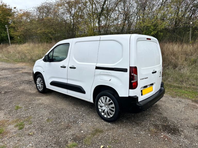 PEUGEOT PARTNER PROFESSIONAL 1.5 HDI DIESEL 2021 21-REG FULL SERVICE HISTORY DRIVES EXCELLENT