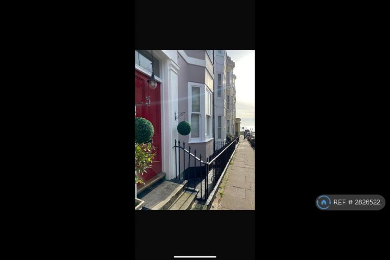 Studio flat in Devonshire Place, Brighton, Brighton And Hove, United Kingdom, BN2 (#2826522)